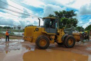 Chuva provoca alagamentos e expõe pontos críticos em Três Lagoas