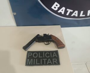Polícia Militar apreende arma artesanal e prende homem por porte ilegal na zona rural de Três Lagoas