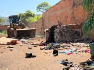 Prefeitura realiza ação integrada para reestruturação e limpeza de terrenos na região do Centro POP