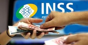 Aposentados e pensionistas do INSS podem consultar antecipação do 13º