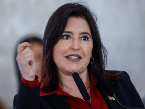 Simone Tebet lidera disputa ao Senado em SP e descarta ser vice de Haddad