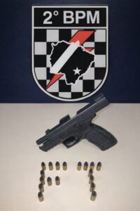 Polícia Militar apreende arma de uso restrito durante abordagem em Três Lagoas