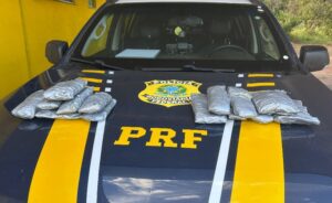 PRF prende mulheres com cocaína presa junto ao corpo em Água Clara