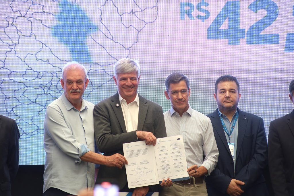 Governo de MS anuncia R$ 176 milhões para ampliar e modernizar abastecimento de água em 16 cidades