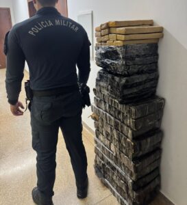 PM realiza apreensão de 216 quilos de maconha e a prisão de autores de tráfico