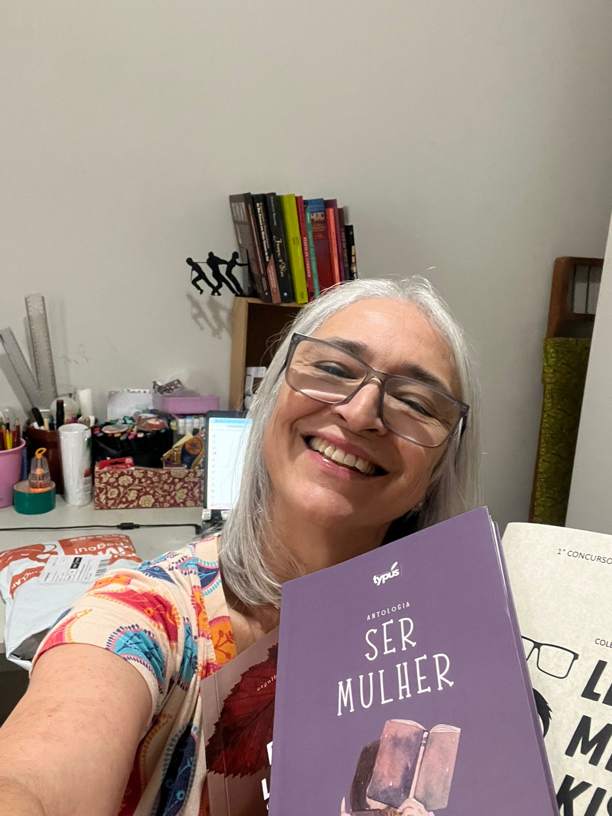 Jornalista Ana Maria Rodrigues Barbosa expande sua escrita para a literatura