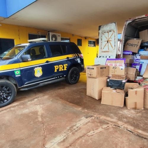 PRF apreende mercadorias estrangeiras em Água Clara