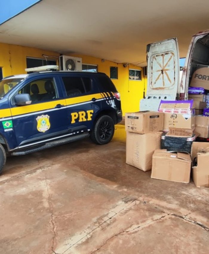 PRF apreende mercadorias estrangeiras em Água Clara