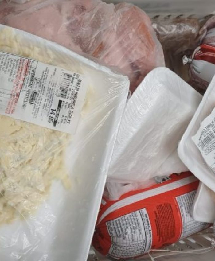 Operação descarta 10,4 toneladas de produtos impróprios para consumo na Capital
